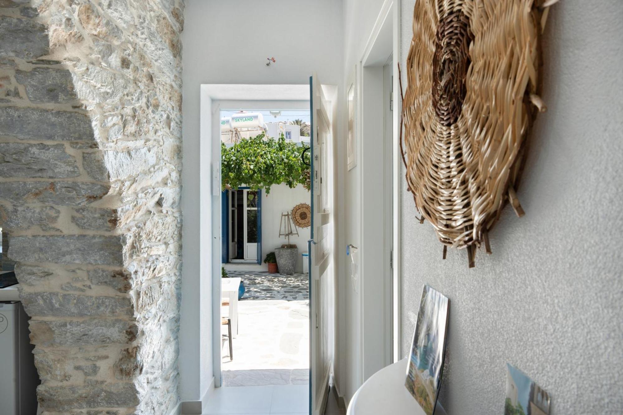 Politimis N6 * Amorgos