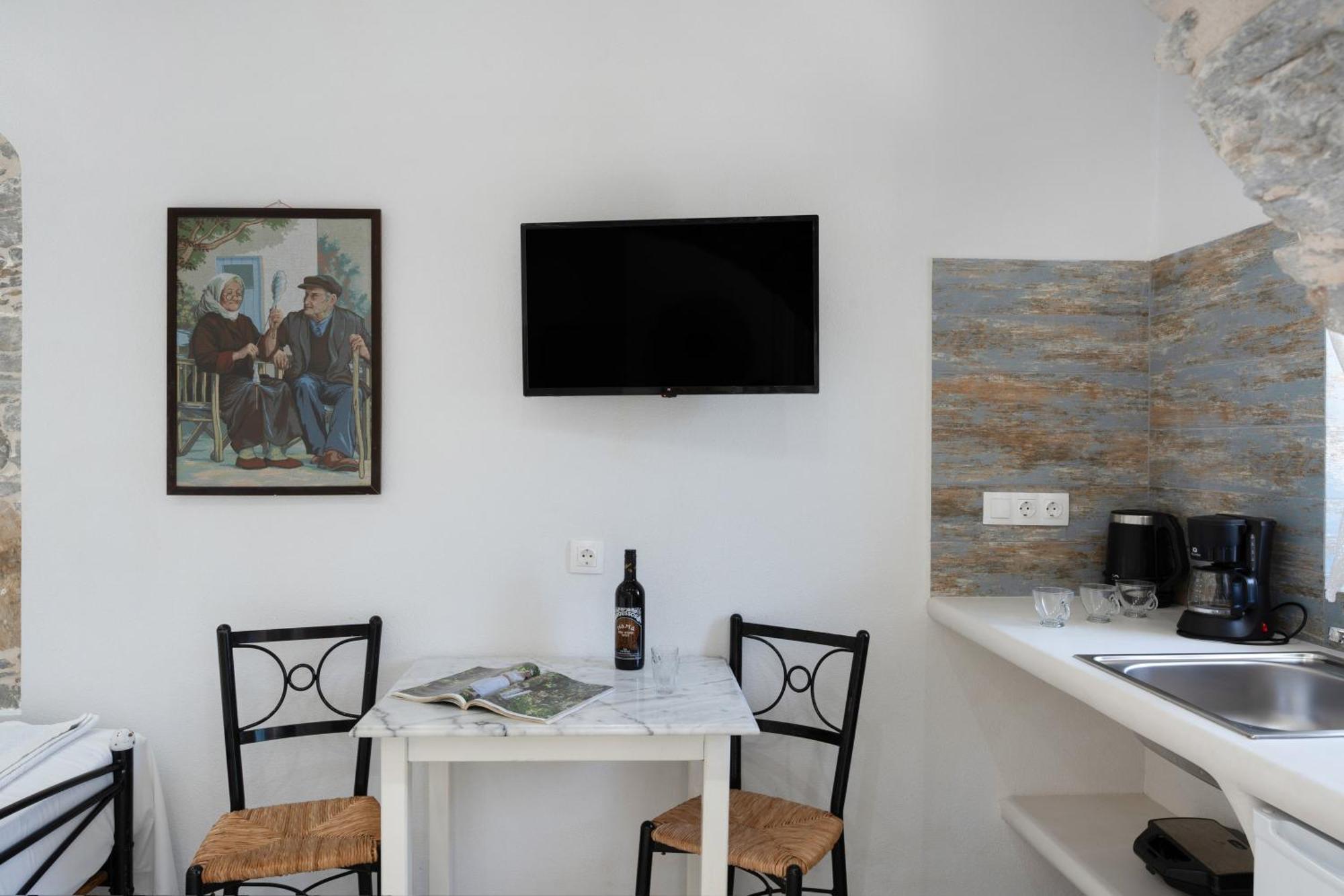 Politimis N6 Apartment